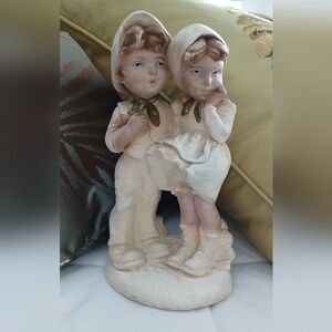 Boy ,Girl Holding Hands Statue